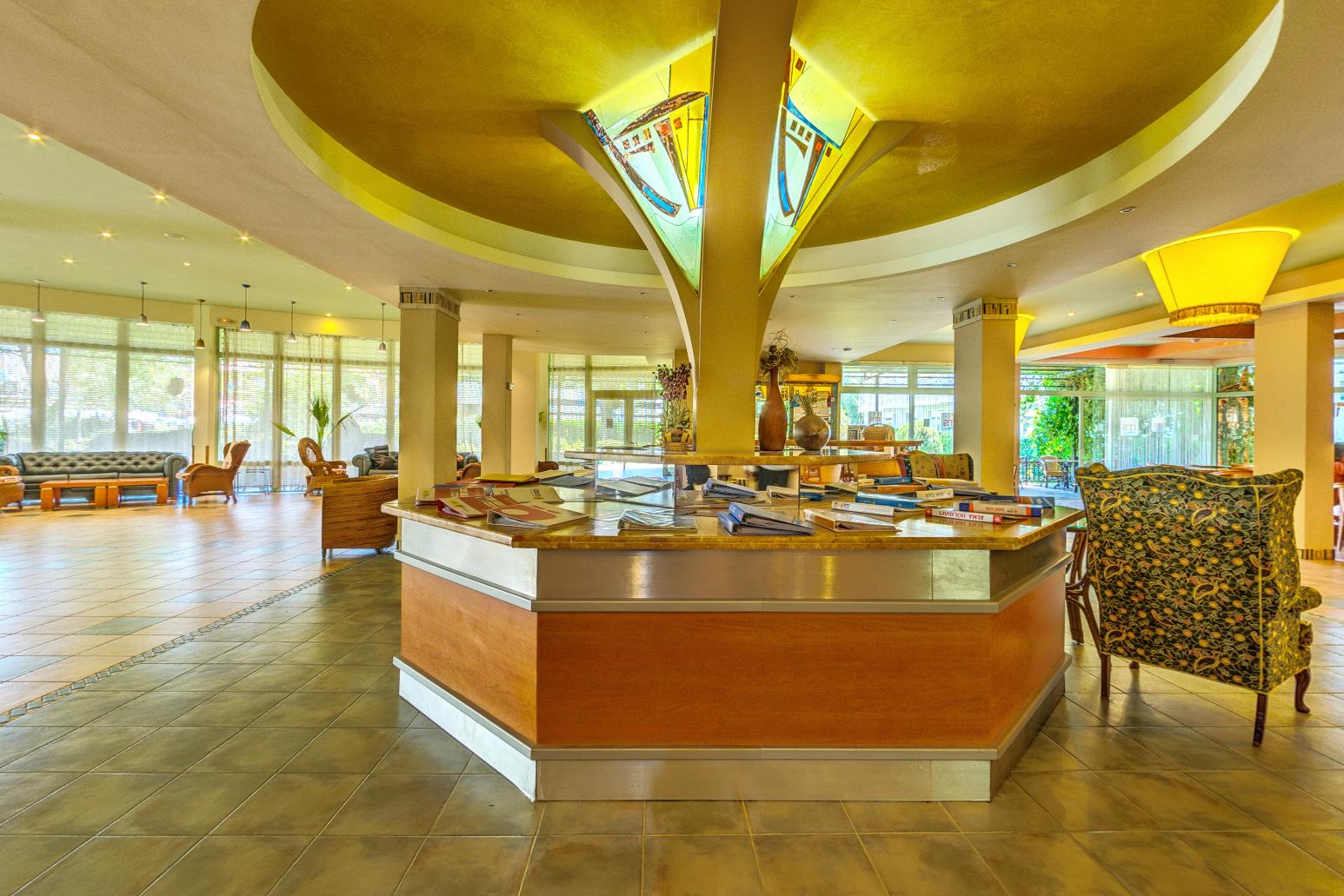 Das Club Hotel Pantai Sunny Bagian luar foto