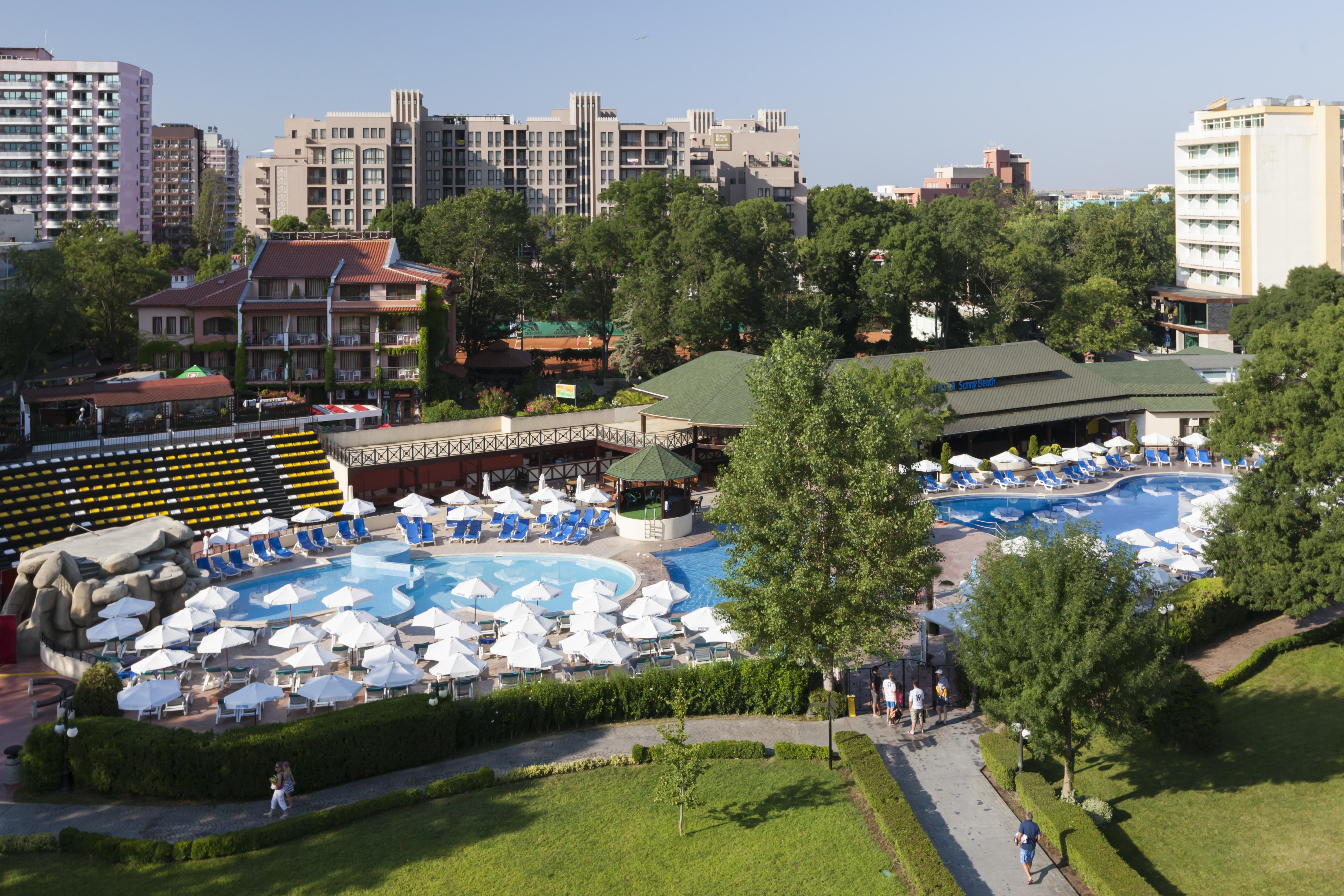 Das Club Hotel Pantai Sunny Bagian luar foto