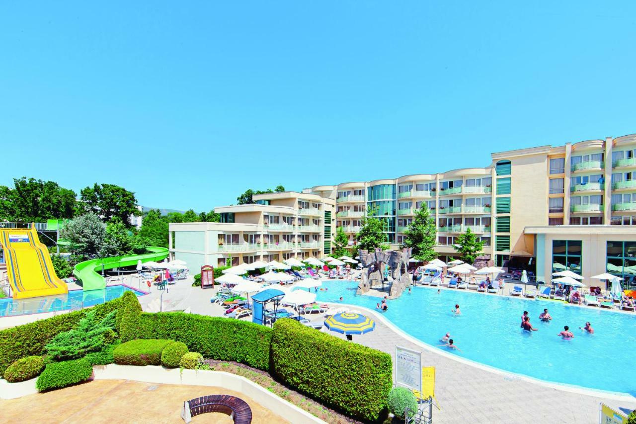 Das Club Hotel Pantai Sunny Bagian luar foto